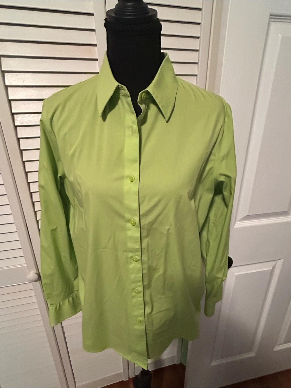 Jones New York Lime Green Button-Down Shirt